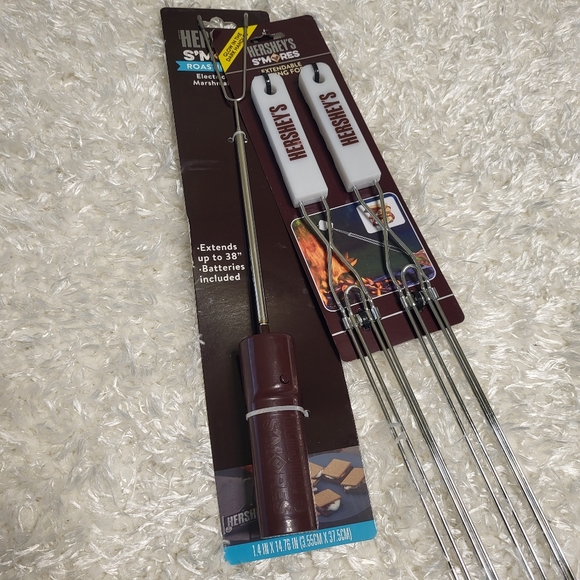Hershey S’mores Extendable Cooking Forks Skewers Fire pit Marshmallows - Picture 2 of 5